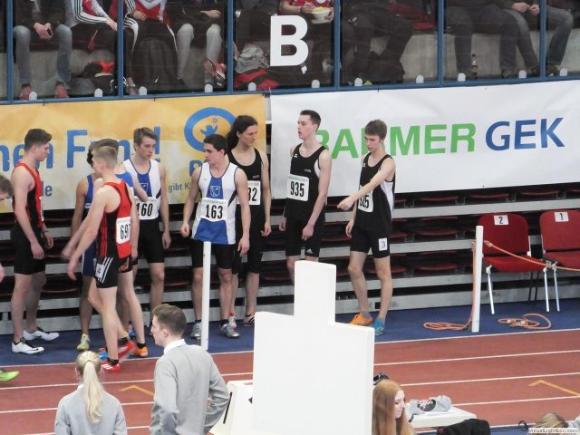 dm_halle_15_u20140